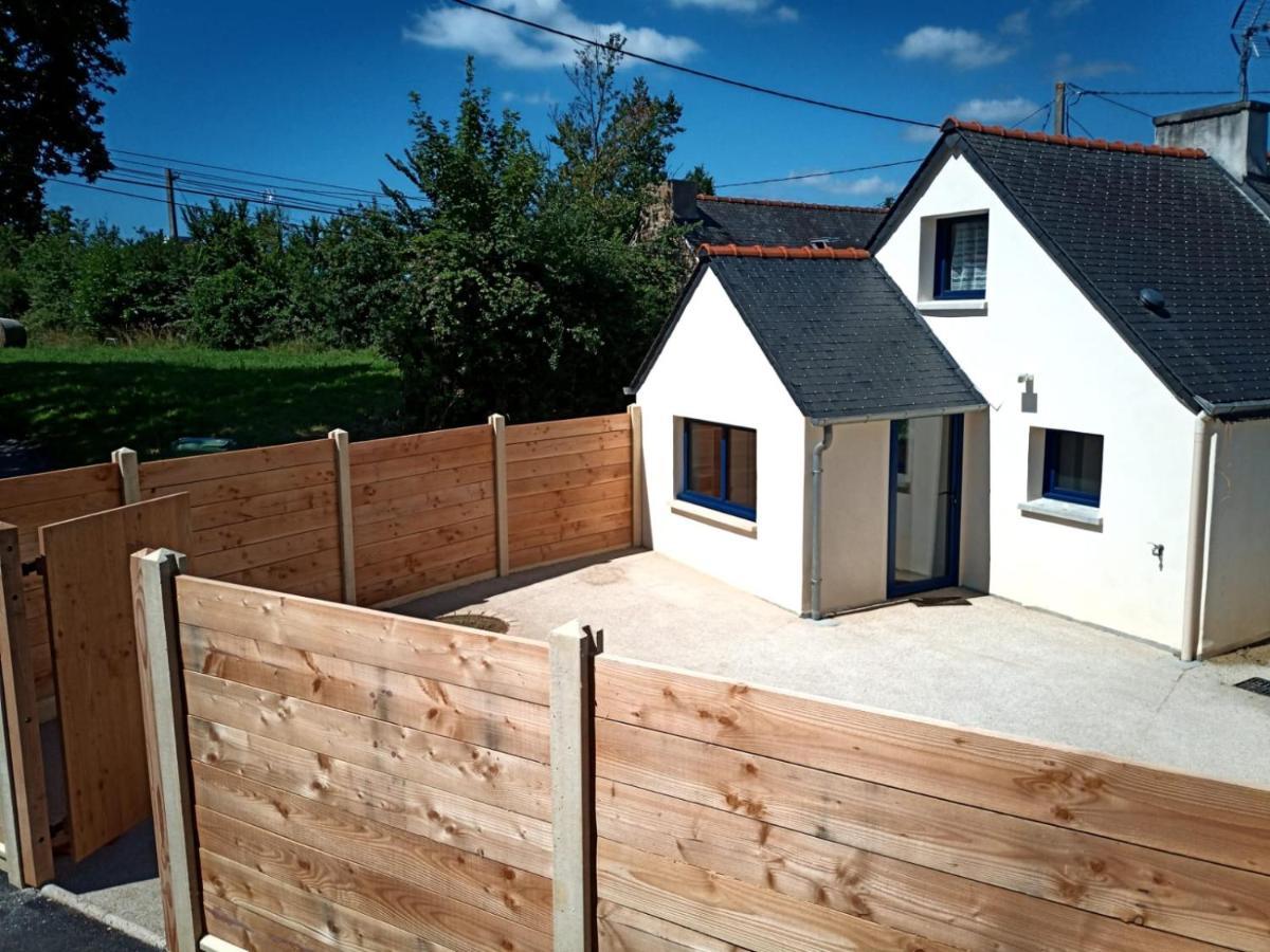 Charmante Petite Maison Rostiviec Bord De Mer Loperhet Exterior foto